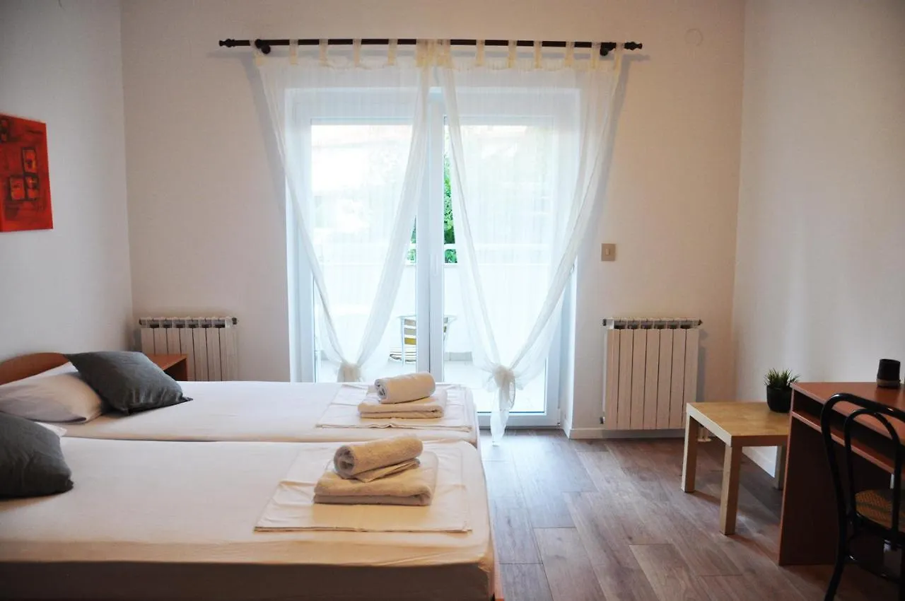 Apartment Apartmani Alavuk Pula