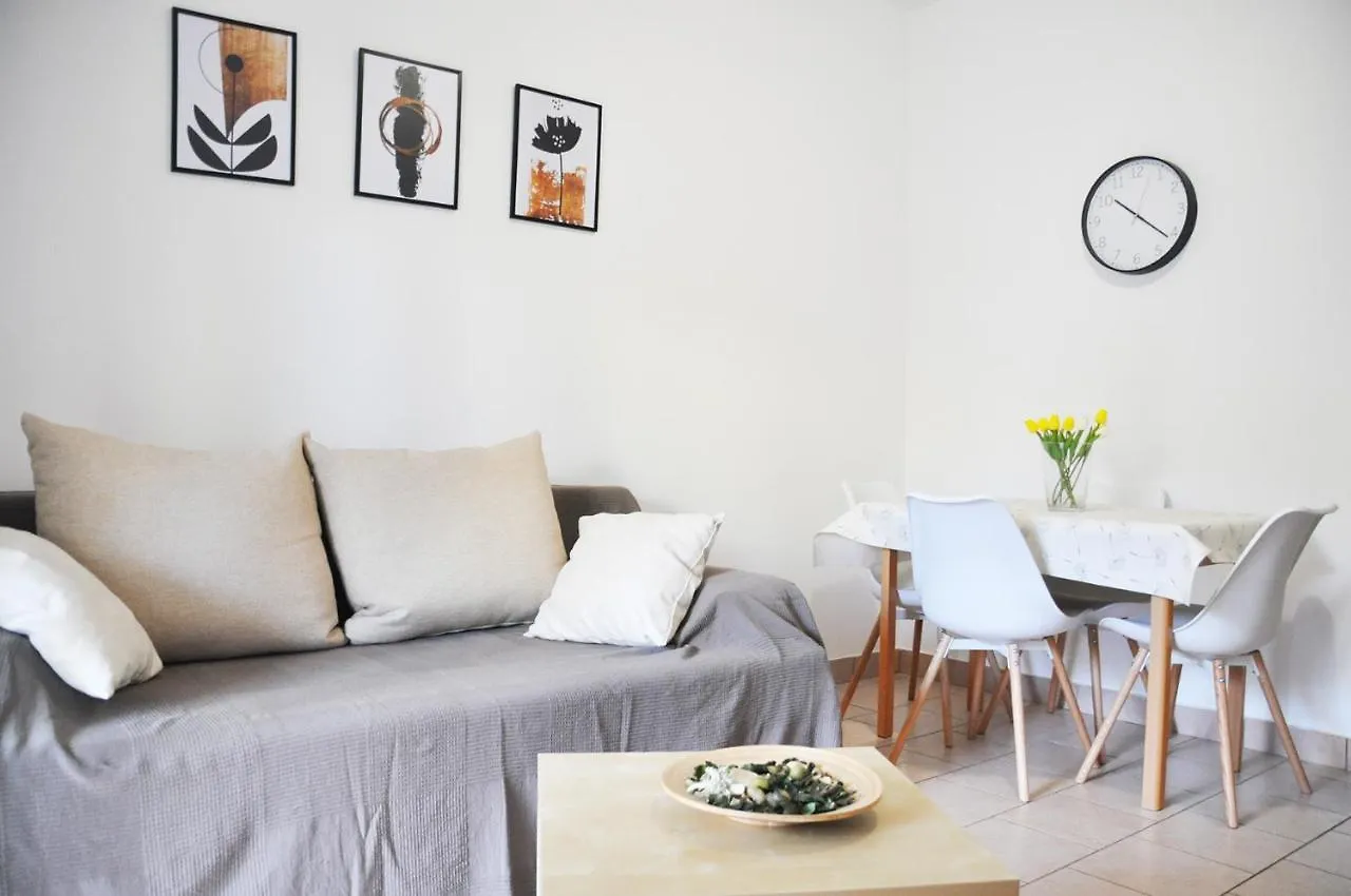 Apartmani Alavuk Pula 0*,  Croatia