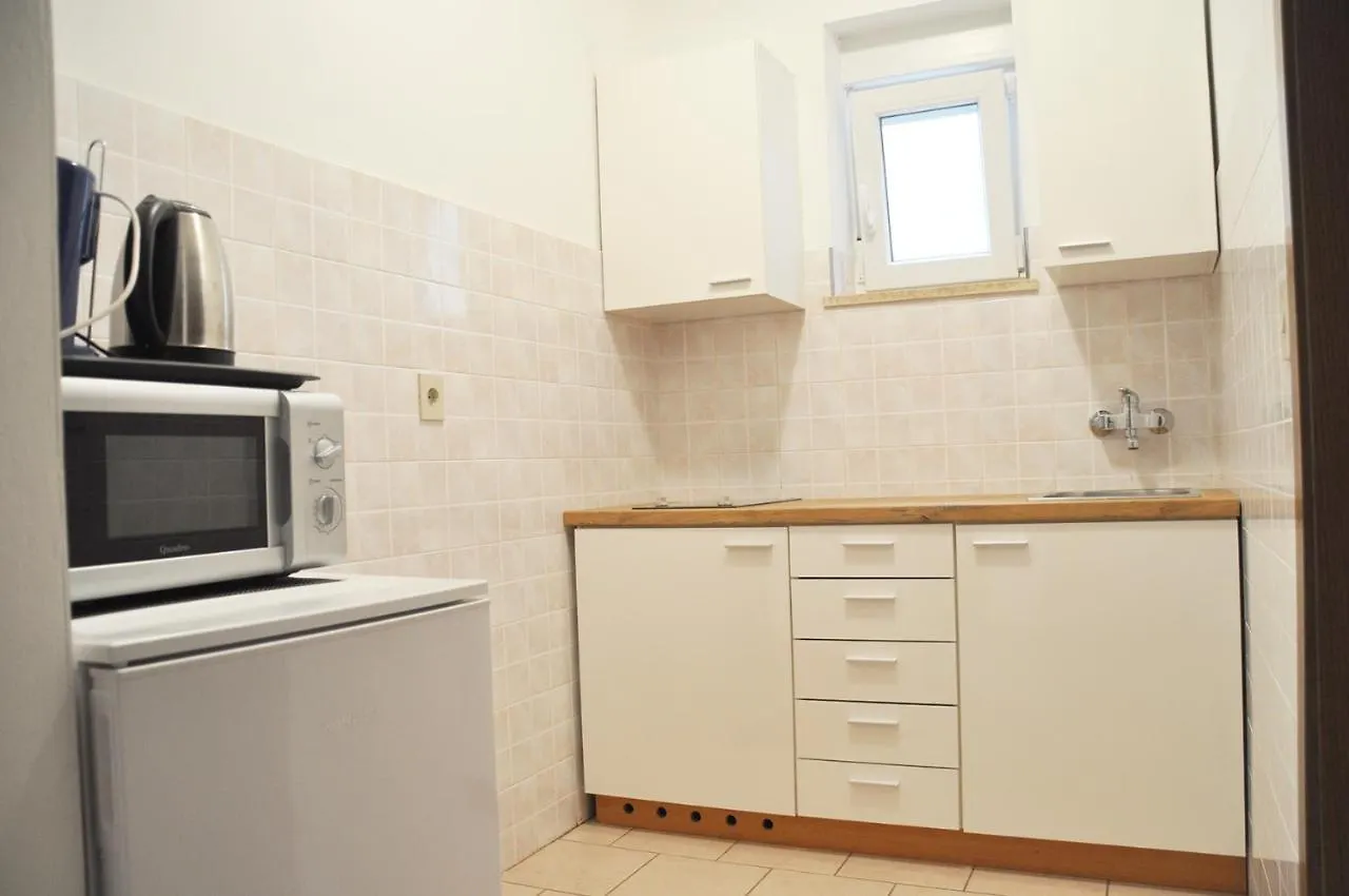 Apartmani Alavuk Pula