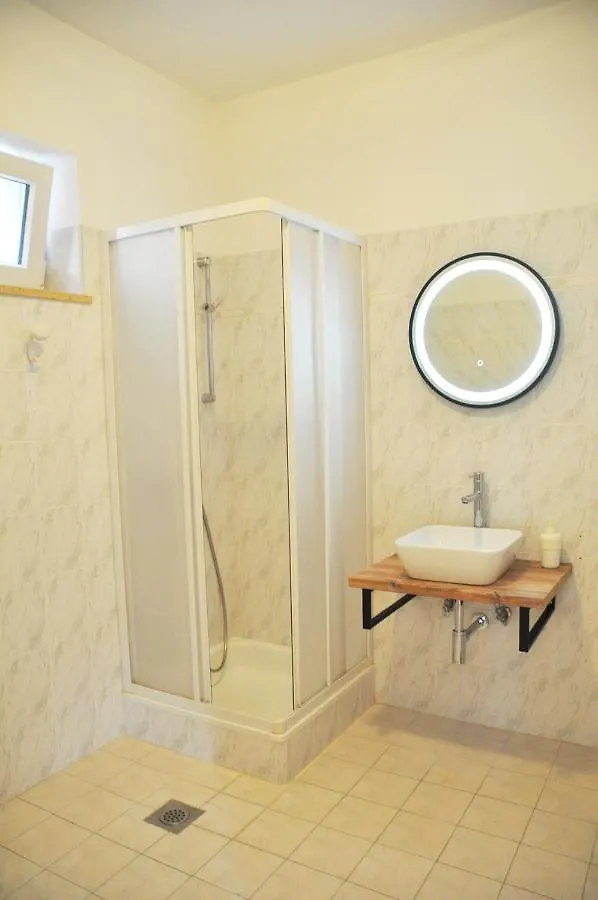 Apartment Apartmani Alavuk Pula